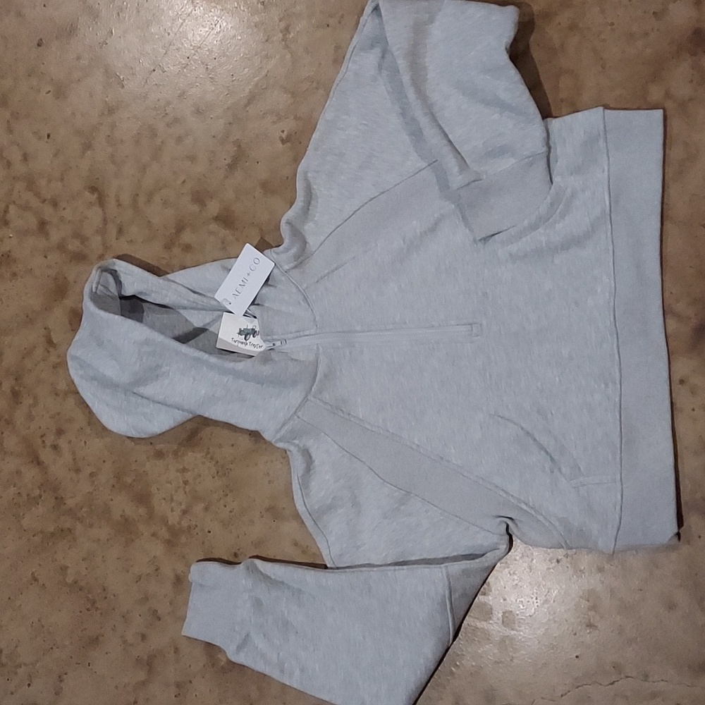 New Aemi+Co 1/4 Zip Crop Hoodie Size Large